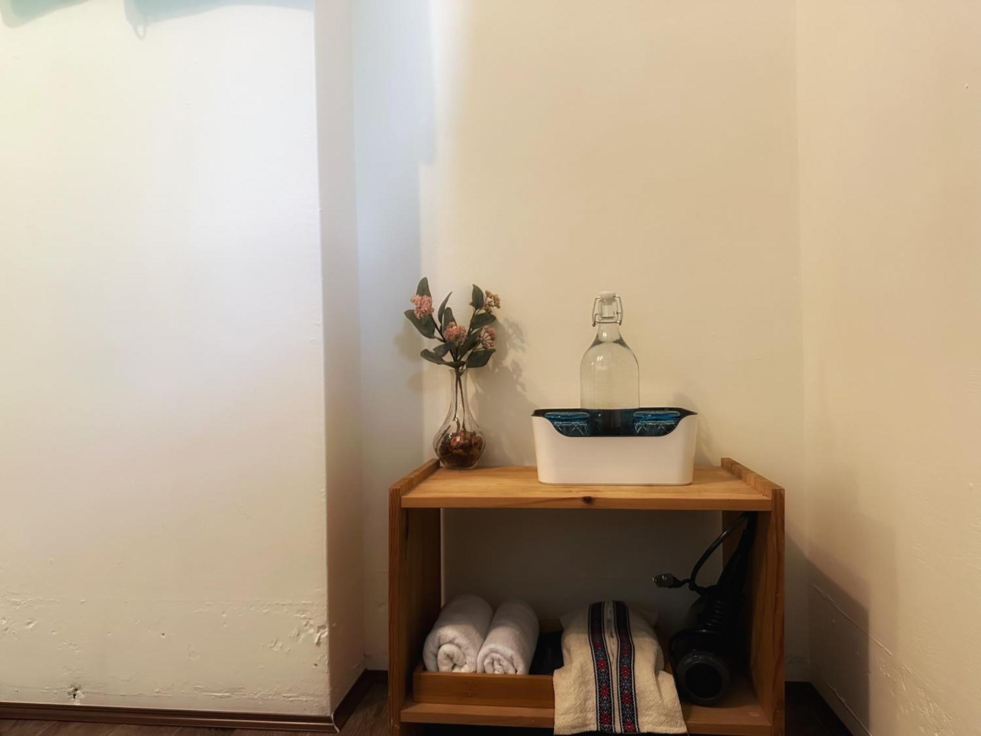 Dulan The Travel Bug Bistro Inn Donghe Zewnętrze zdjęcie